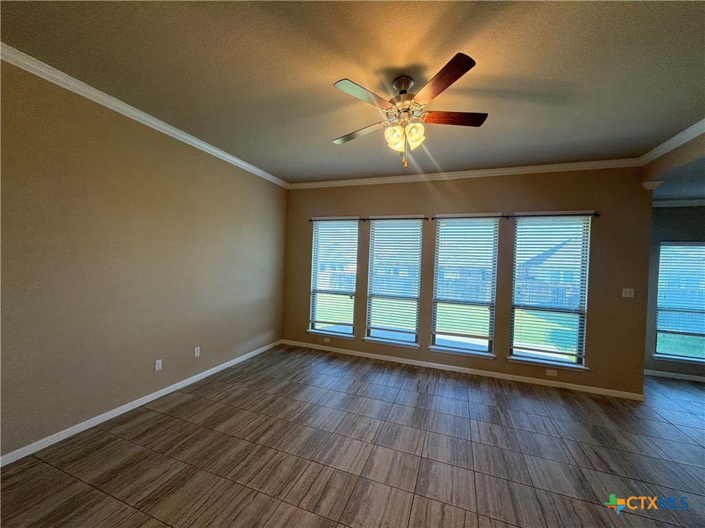 516 Wyndcrest Drive Property Photo 11
