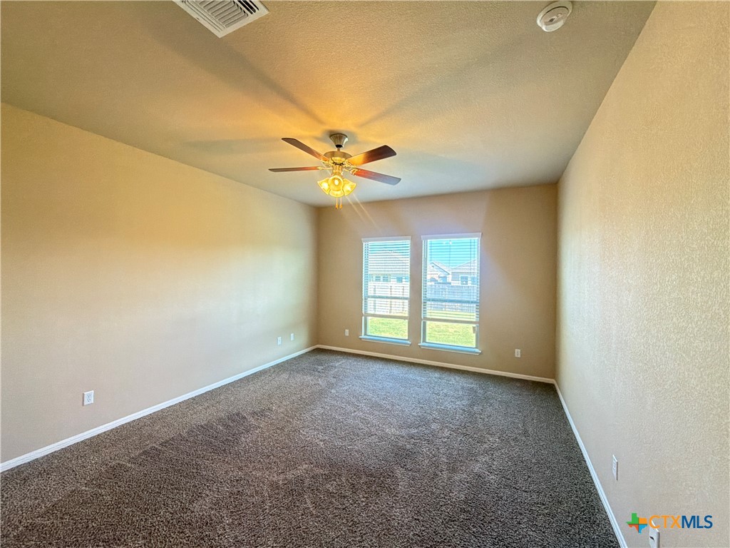 516 Wyndcrest Drive Property Photo 17