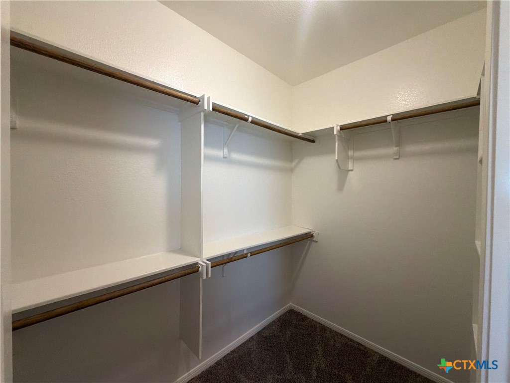 516 Wyndcrest Drive Property Photo 18