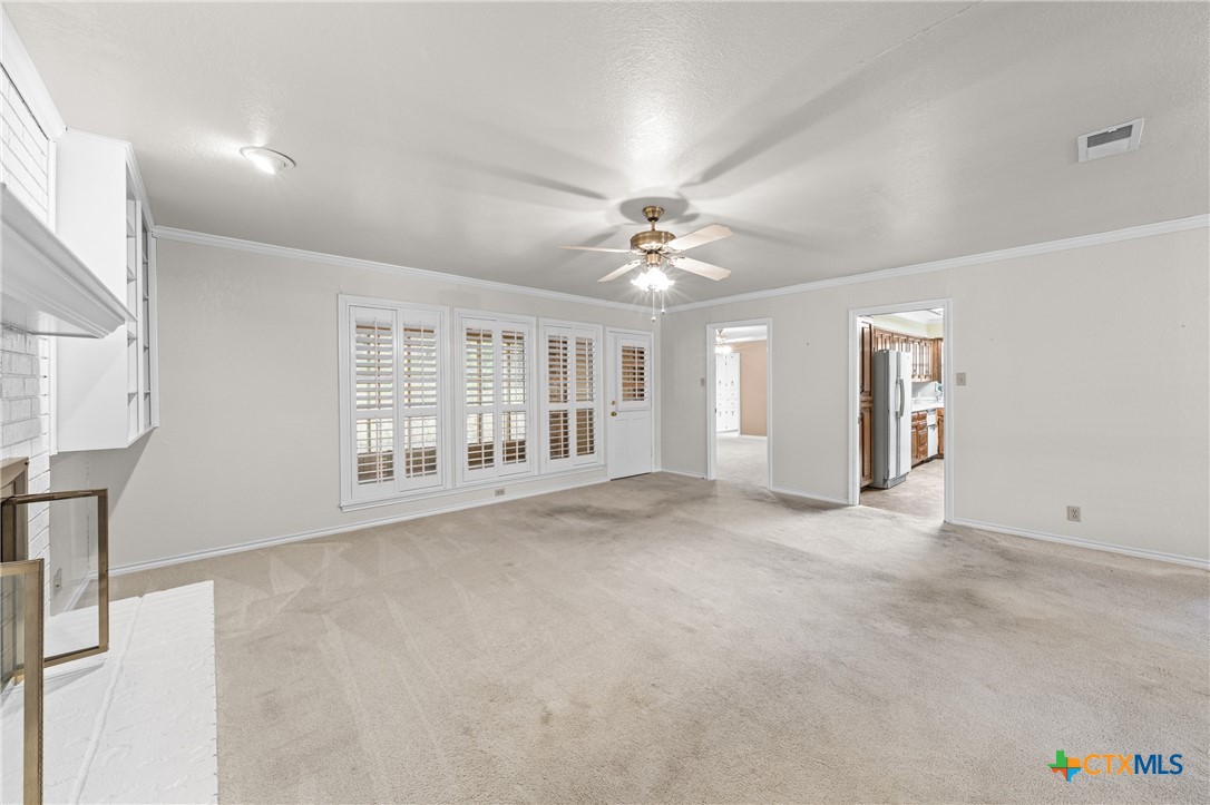 3301 Pecan Valley Drive Property Photo 6