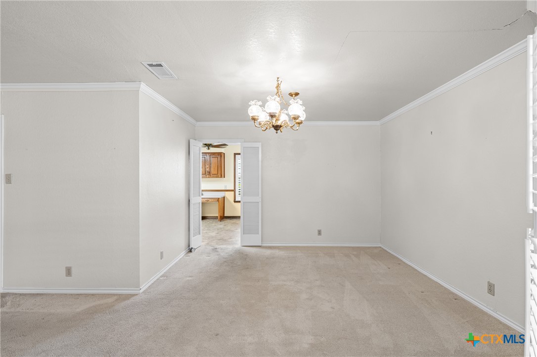 3301 Pecan Valley Drive Property Photo 9