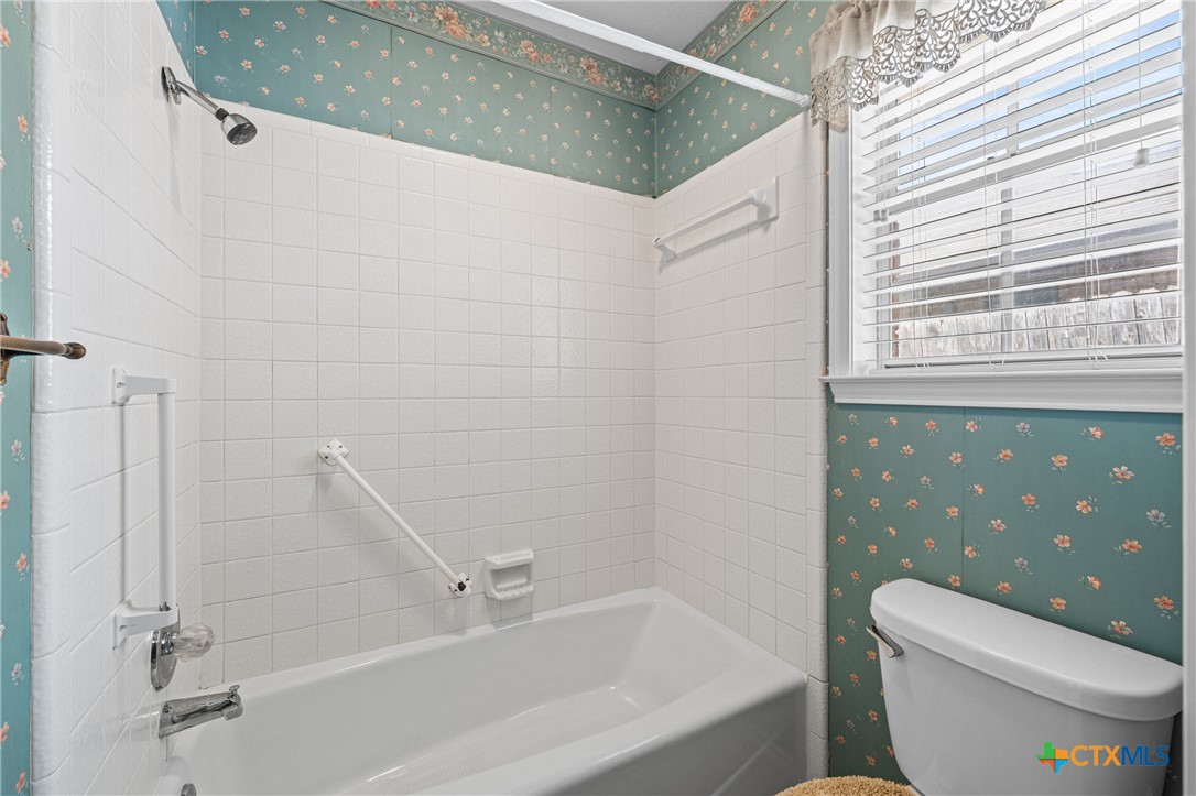 3301 Pecan Valley Drive Property Photo 29