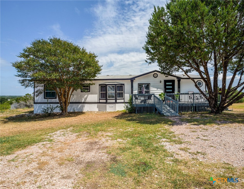 327 County Road 332 Property Photo 1