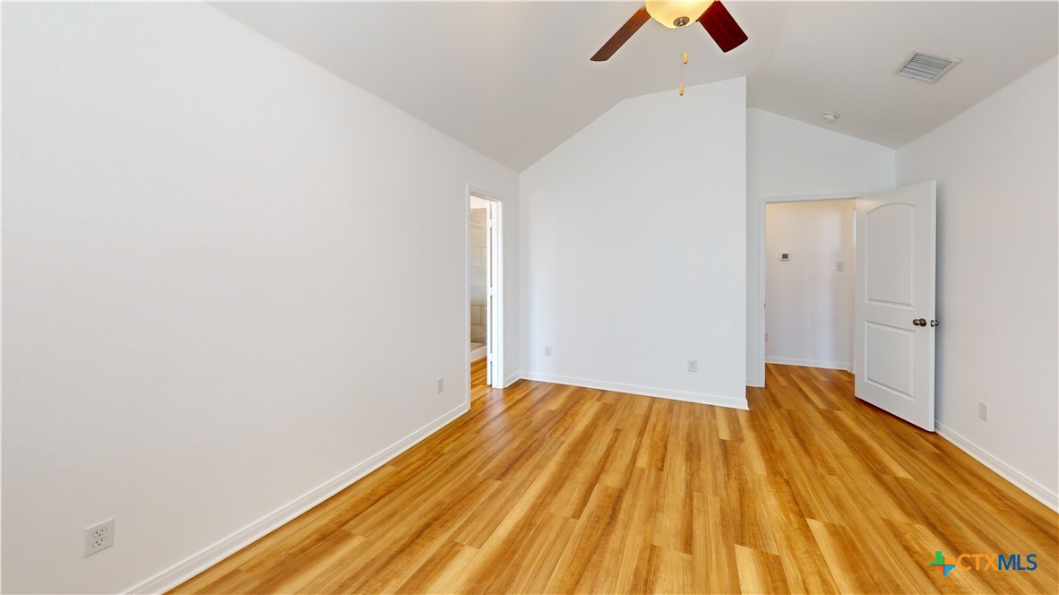 3406 Addison Street Property Photo 10