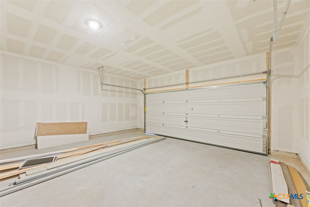 2105 Jadd Street Property Photo 38
