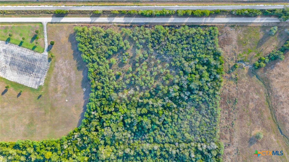000 Nursery Drive Property Photo 10