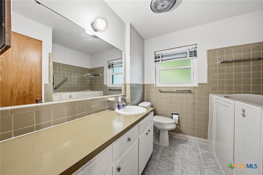 511 Ridge Street Property Photo 11