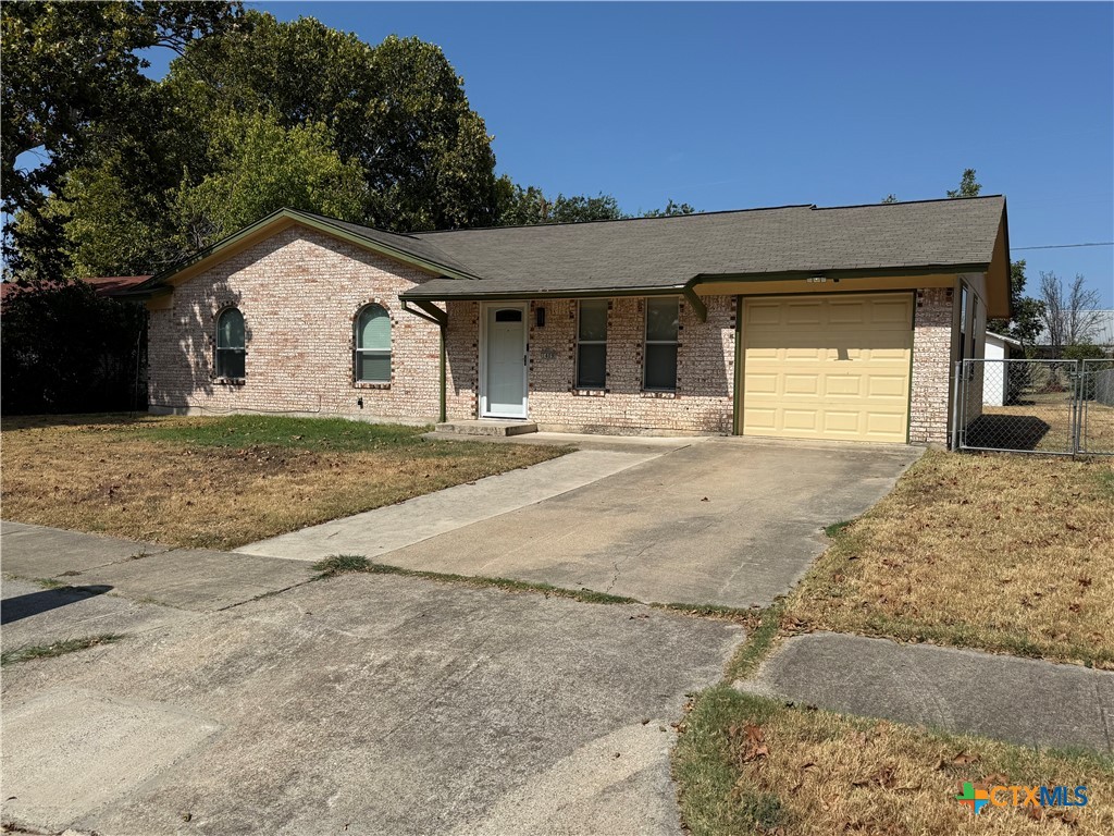 1409 Flynn Street Property Photo 2