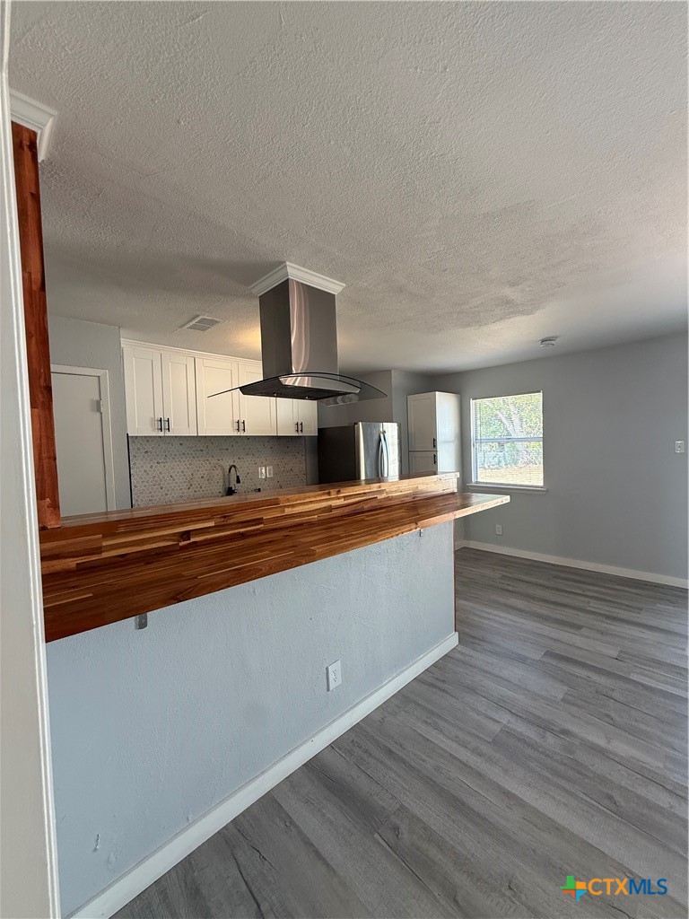 1409 Flynn Street Property Photo 10