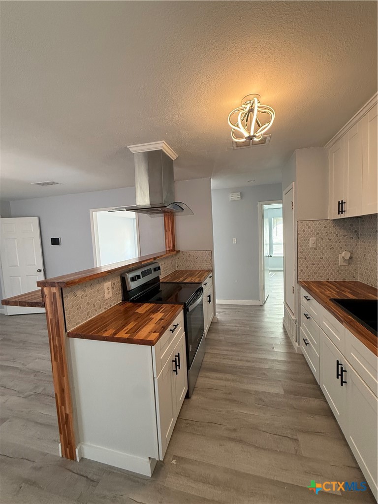 1409 Flynn Street Property Photo 11