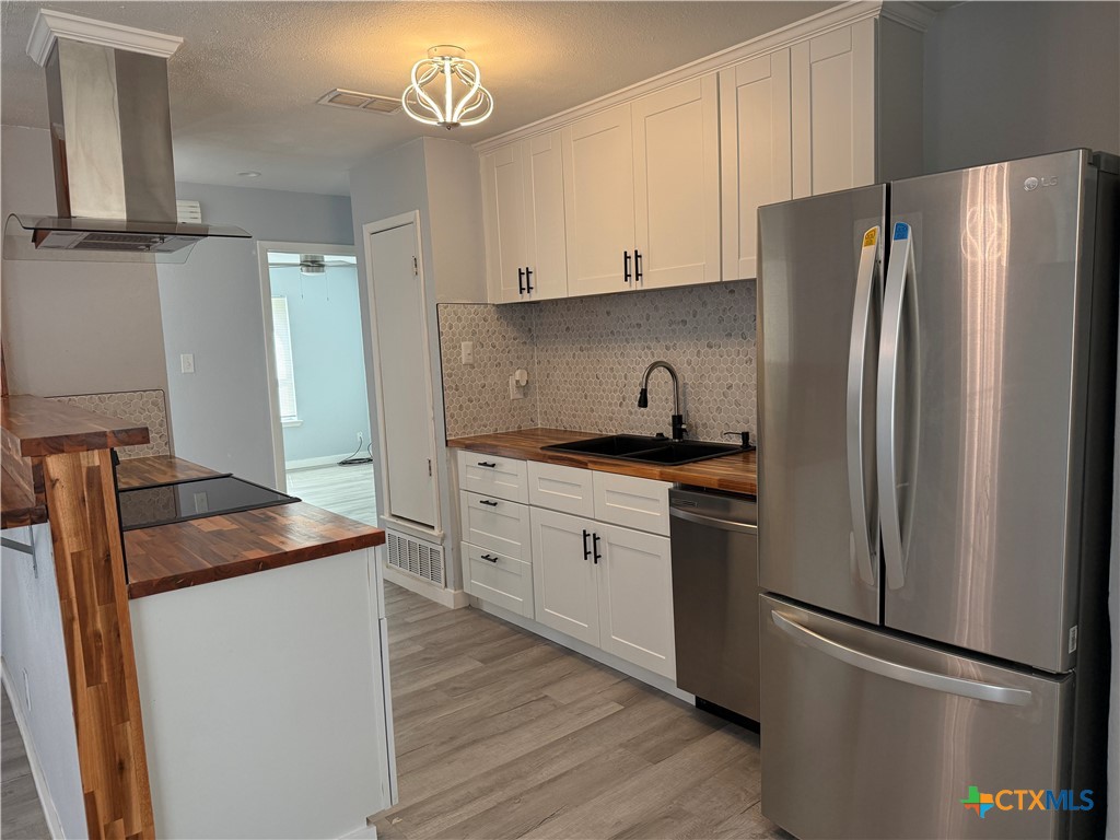 1409 Flynn Street Property Photo 17