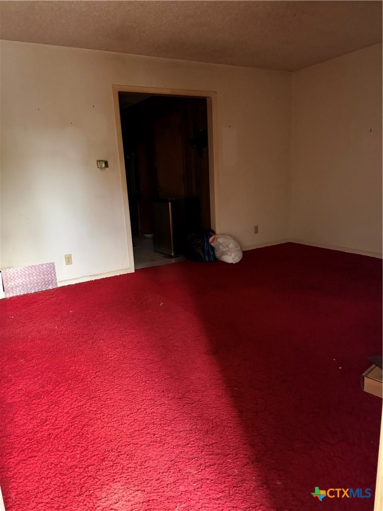 1325 Rose Ave Property Photo 3
