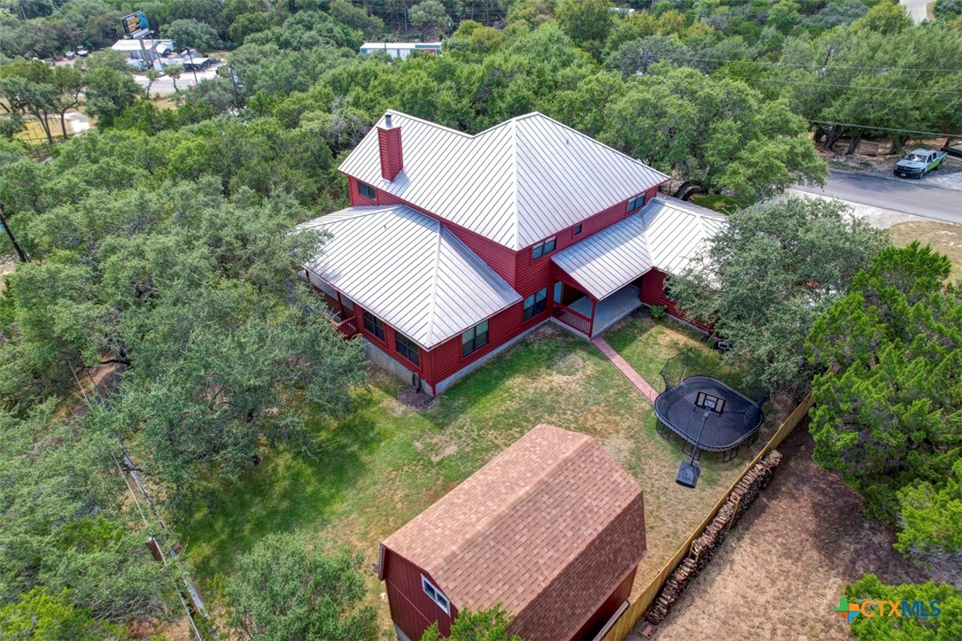 138 Canyon Creek Property Photo 6