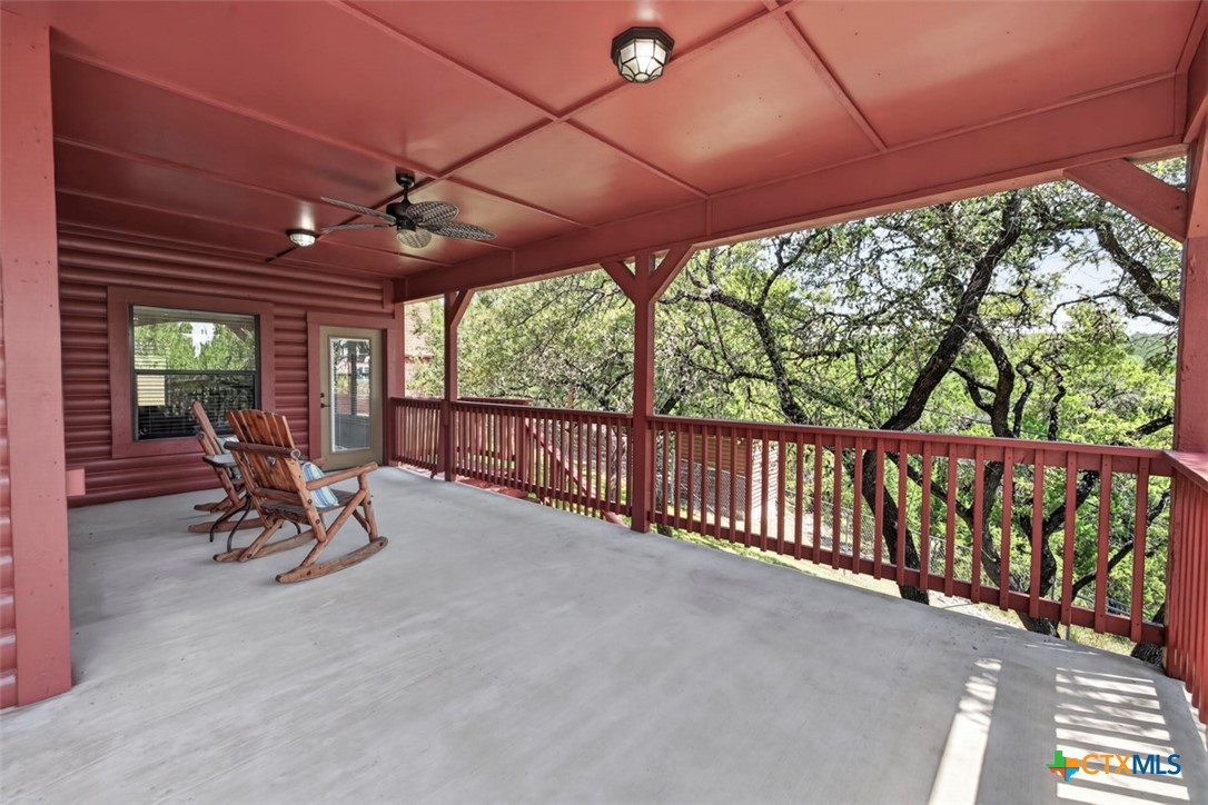 138 Canyon Creek Property Photo 9