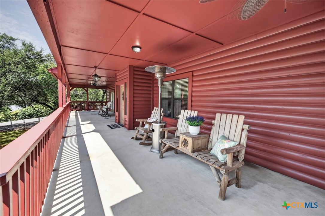 138 Canyon Creek Property Photo 10