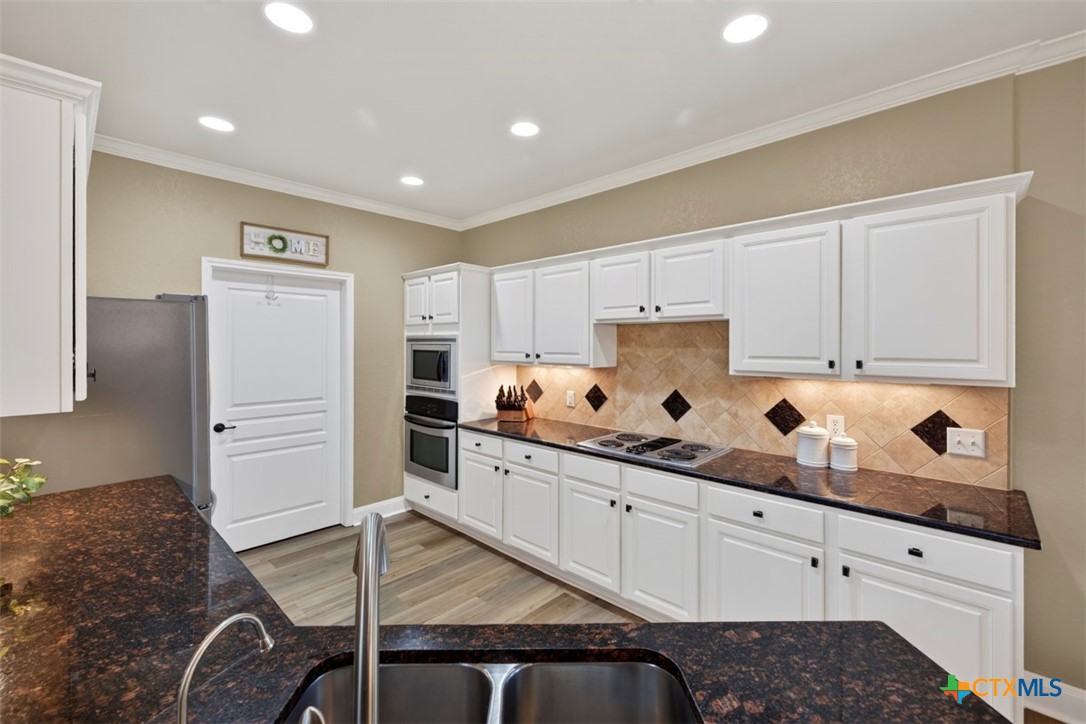 138 Canyon Creek Property Photo 17