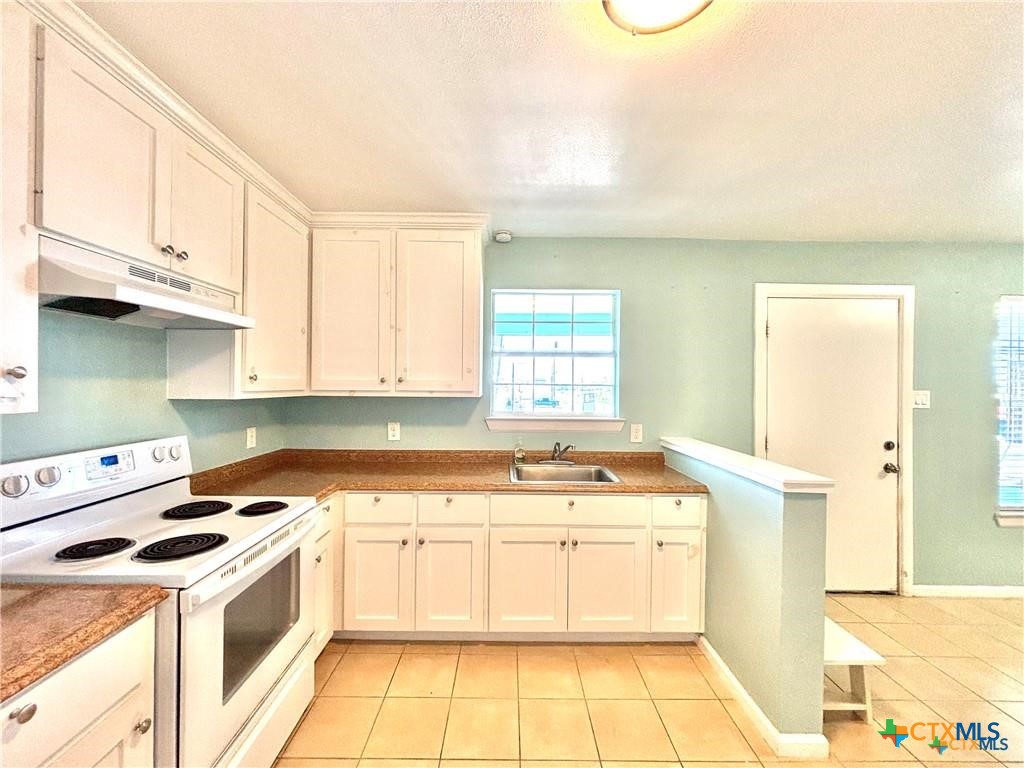 512 W Adams Street Property Photo 20
