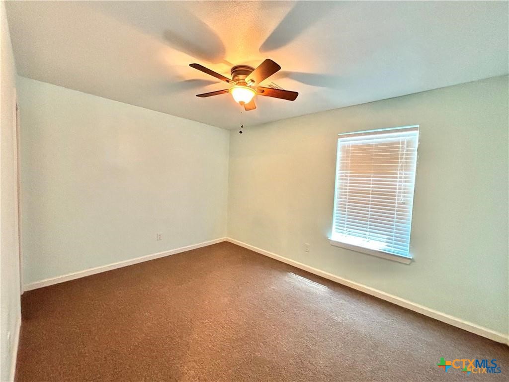 512 W Adams Street Property Photo 34