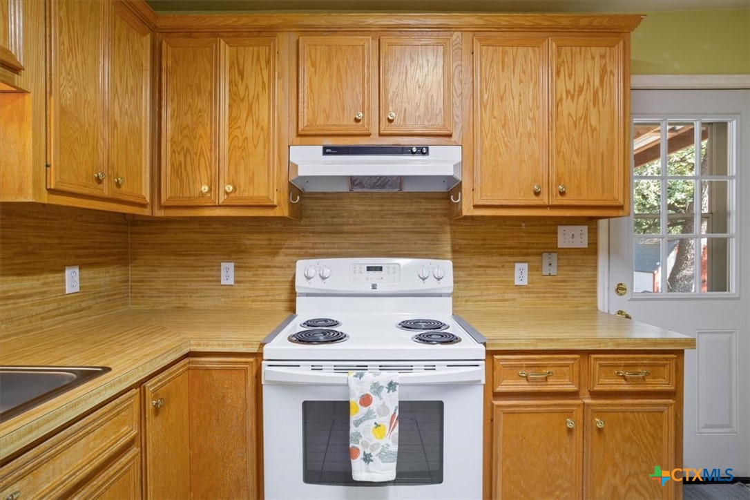 100 County Road 229 Property Photo 9