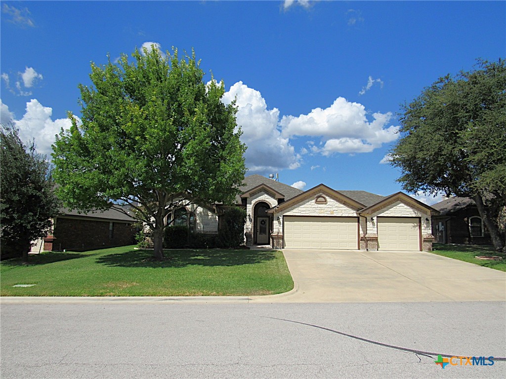 1107 Dry Ridge Road Property Photo 1