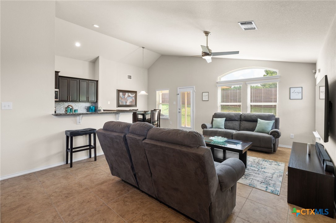 1521 Starlight Drive Property Photo 4