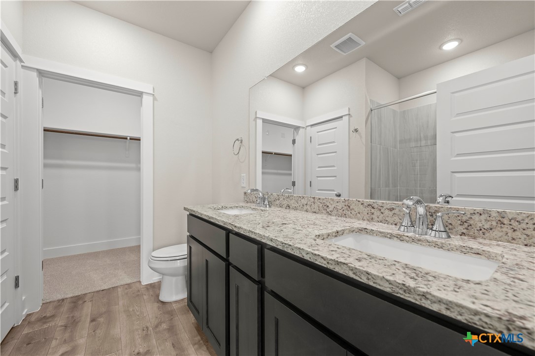 1301 Peppermint Road Property Photo 14