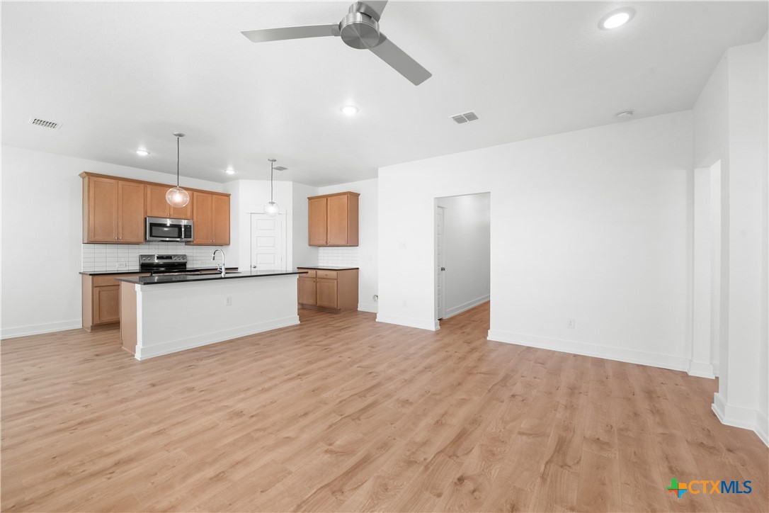 1220 Peppermint Road Property Photo 6