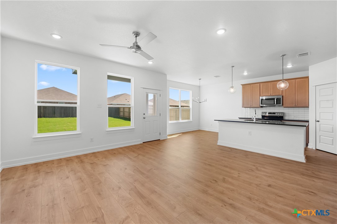 1220 Peppermint Road Property Photo 8