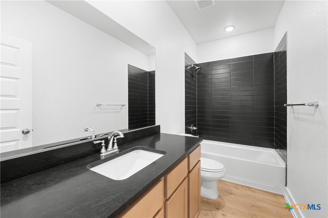 1220 Peppermint Road Property Photo 14