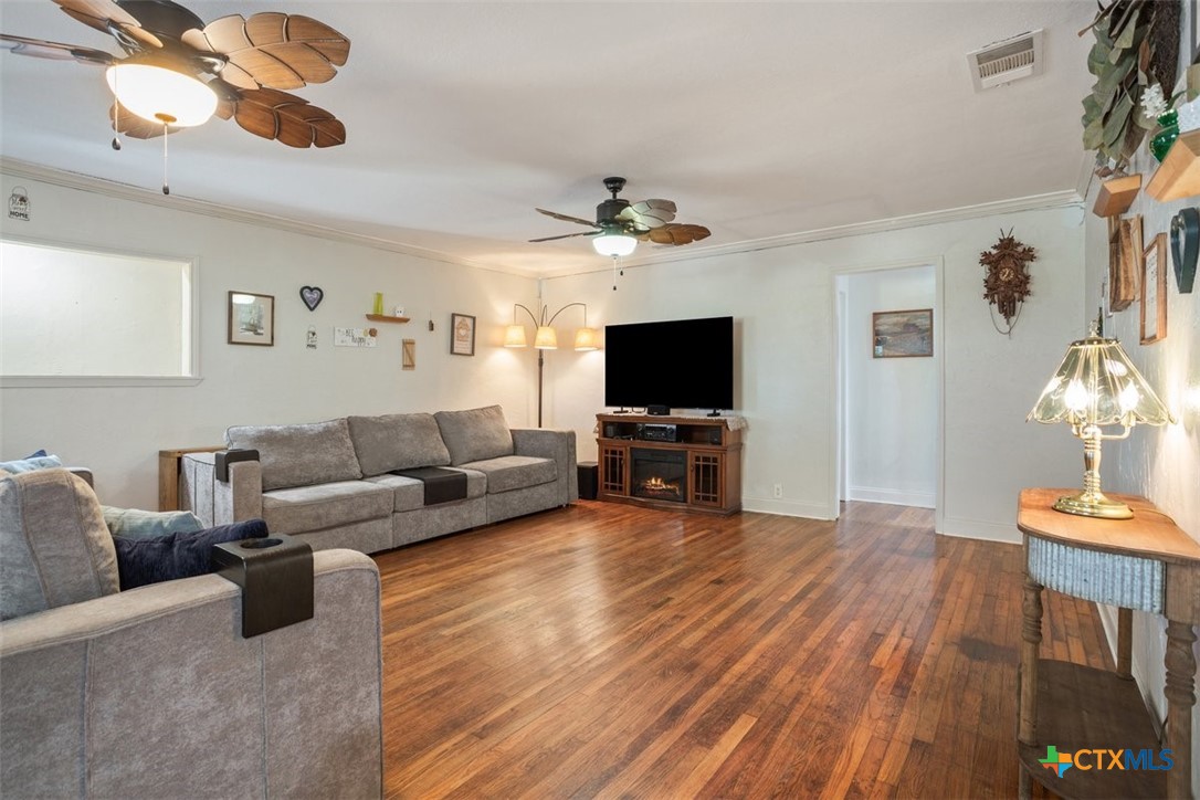 18509 N Elm Loop Property Photo 8