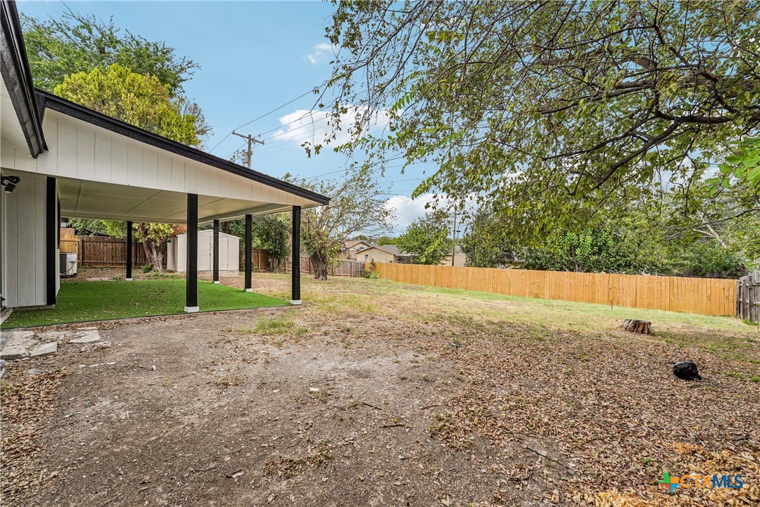 612 W Mary Jane Drive Property Photo 13