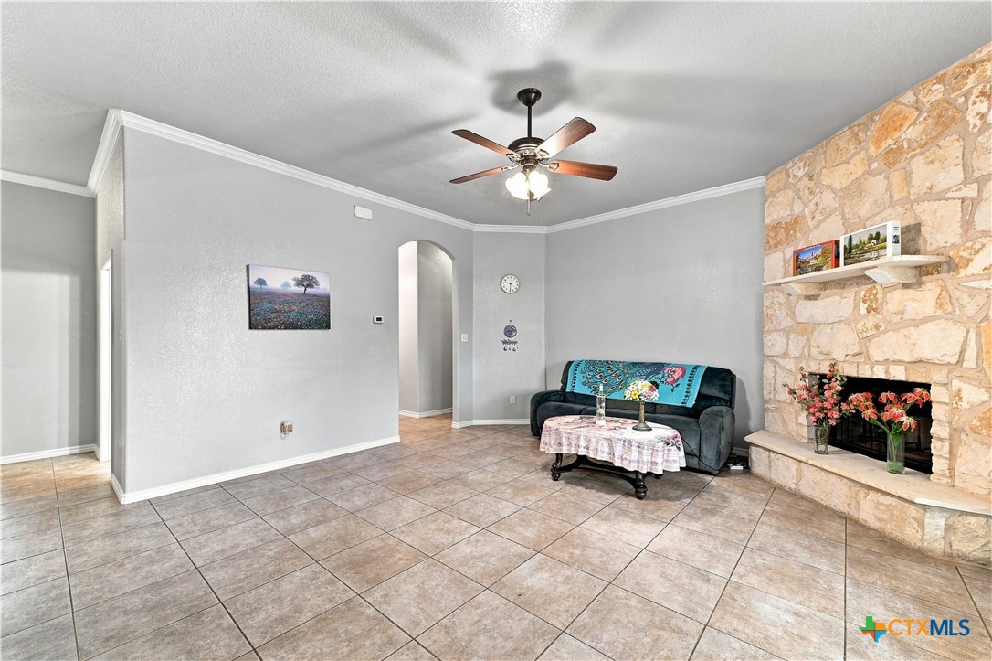 800 Cody James Drive Property Photo 6
