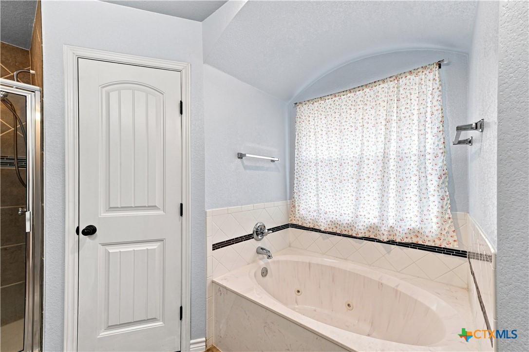 800 Cody James Drive Property Photo 19