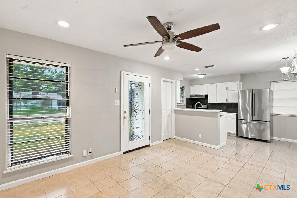 3003 Gayle Street Property Photo 4