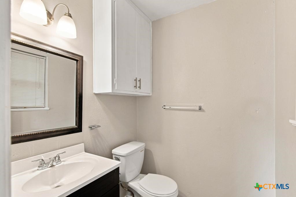 3003 Gayle Street Property Photo 17