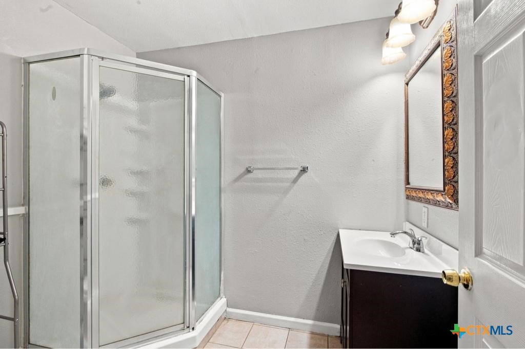 3003 Gayle Street Property Photo 20