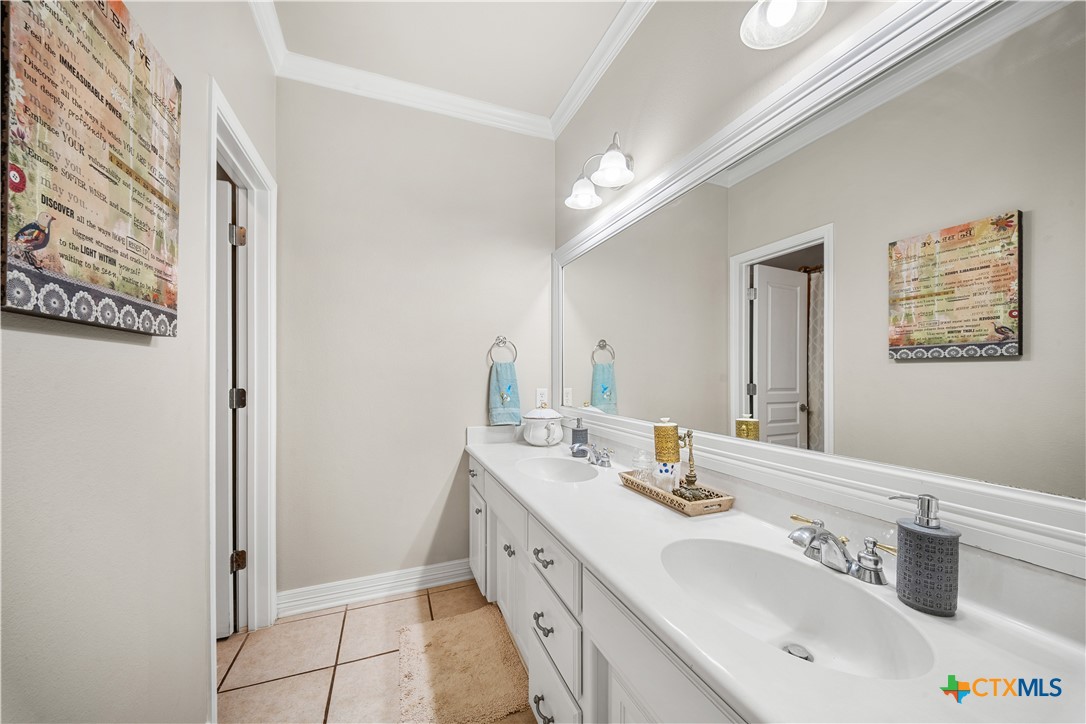 1226 Ambrose Drive Property Photo 22