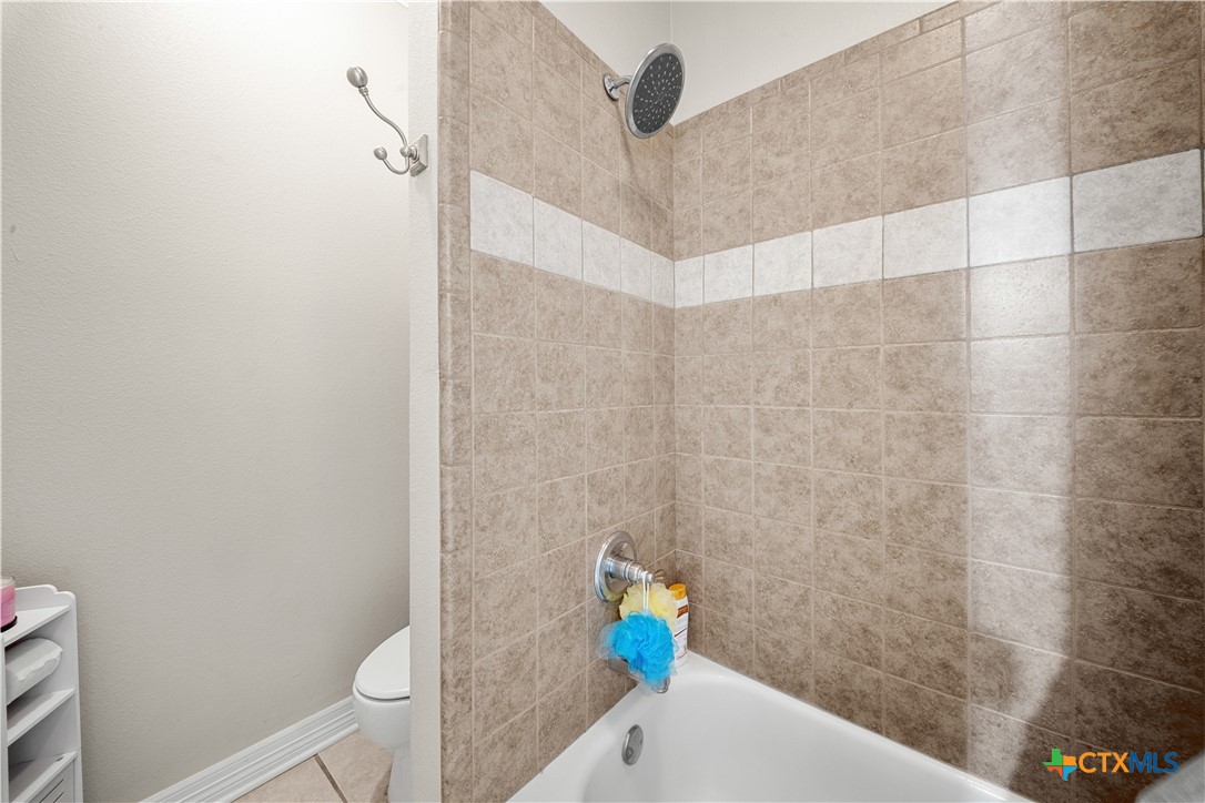 1226 Ambrose Drive Property Photo 23