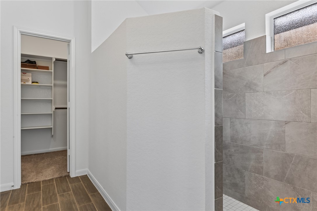 9351 Oxford Shire Property Photo 16