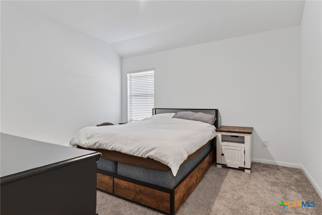 9351 Oxford Shire Property Photo 27