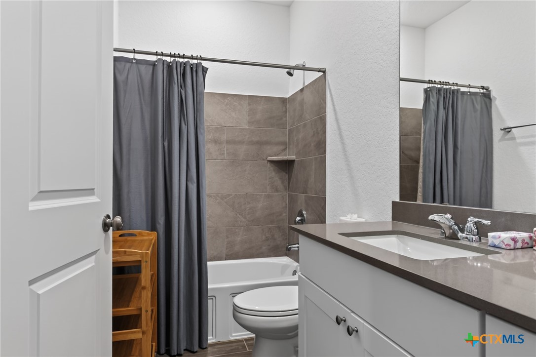 9351 Oxford Shire Property Photo 29