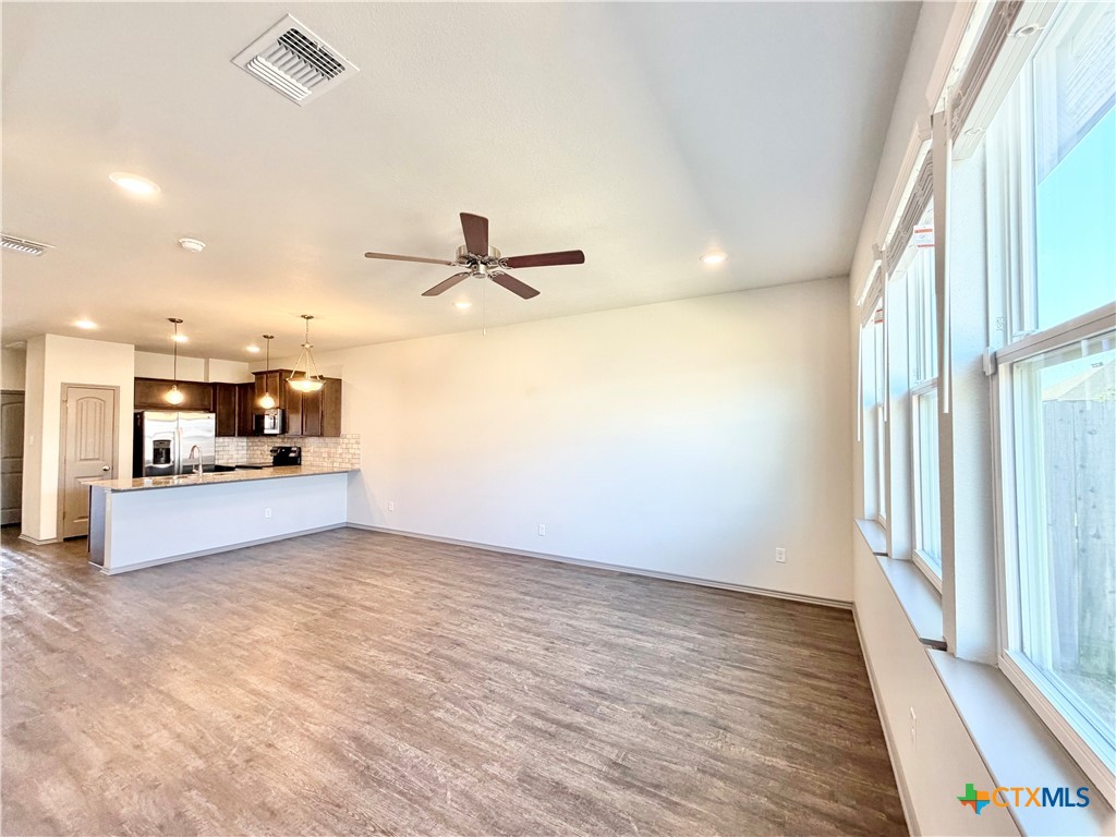 326 Green Valley Drive Property Photo 4