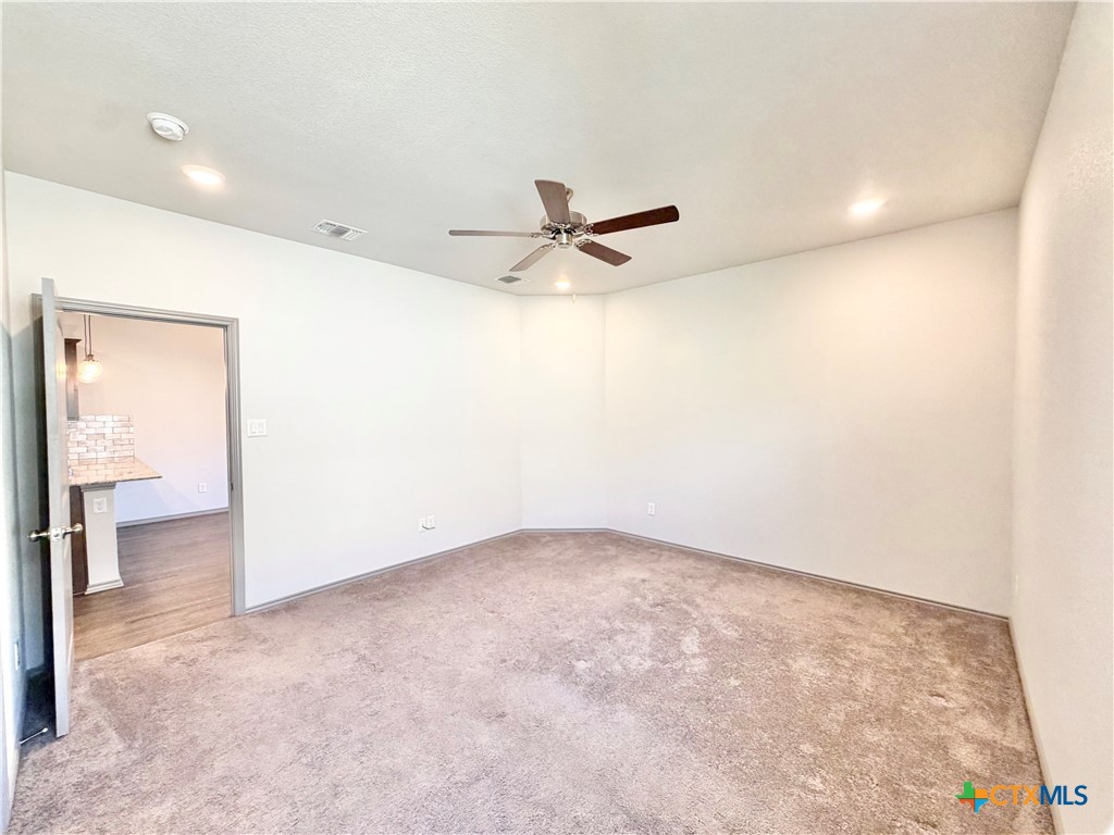326 Green Valley Drive Property Photo 7