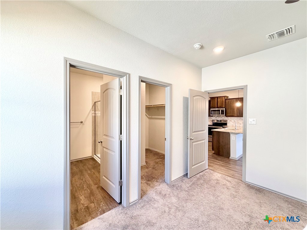 326 Green Valley Drive Property Photo 8