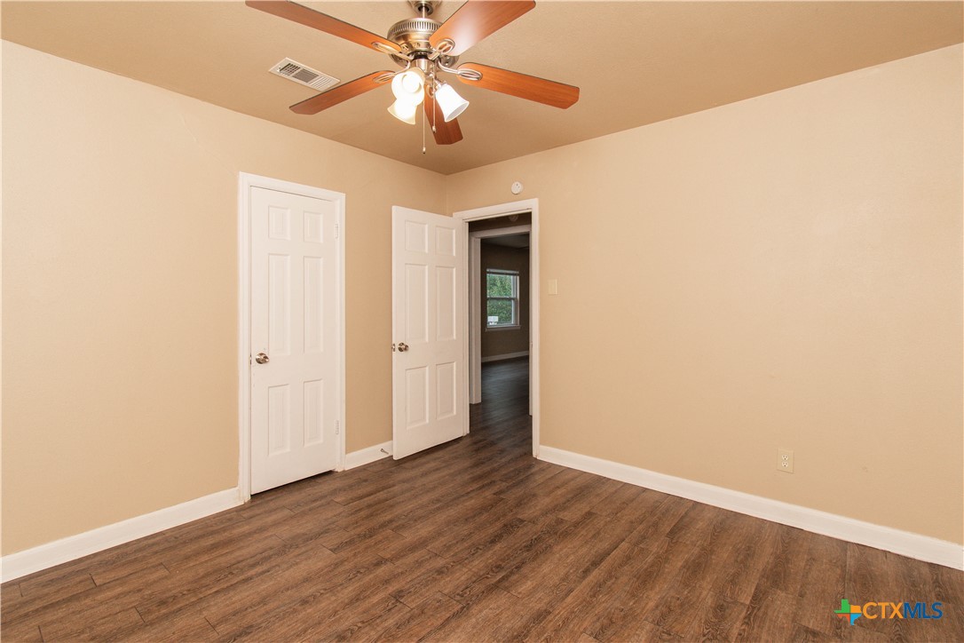 214 E Munroe Avenue Property Photo 15