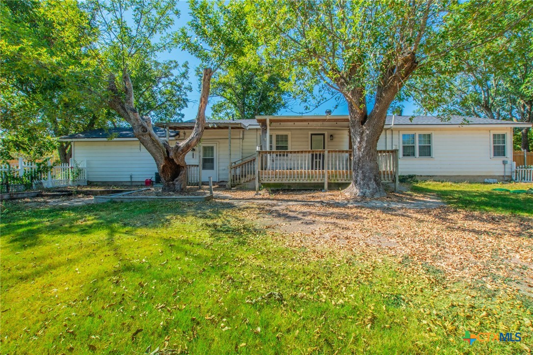 814 E Young Avenue Property Photo 22