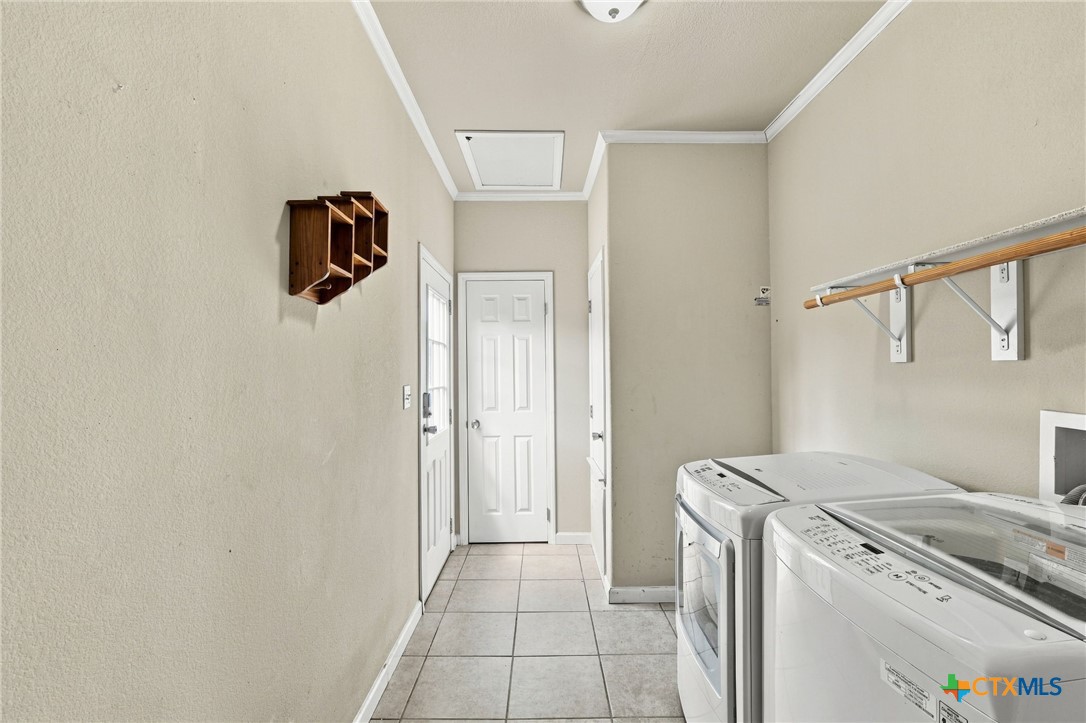 244 Heatherwood Drive 16 Property Photo 23