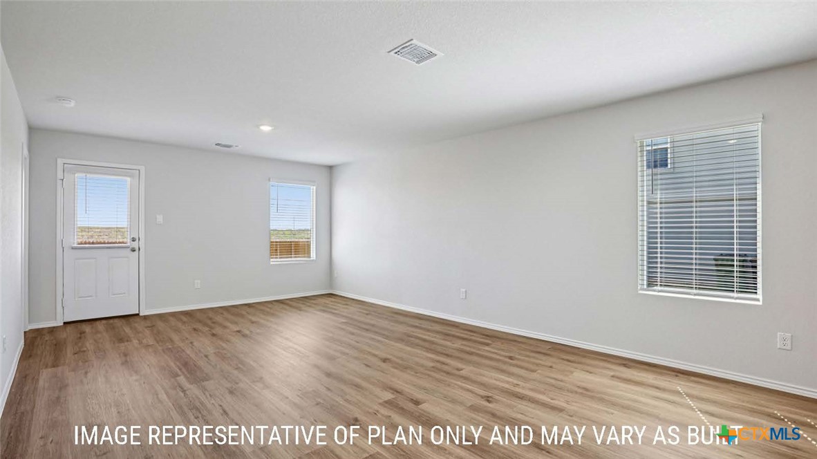 1346 Newey Circle Property Photo 11