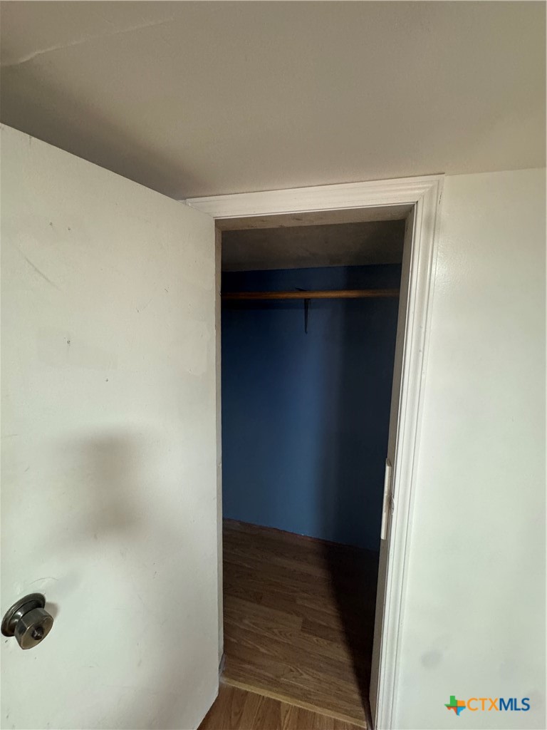 611 Flintstone Drive Property Photo 8