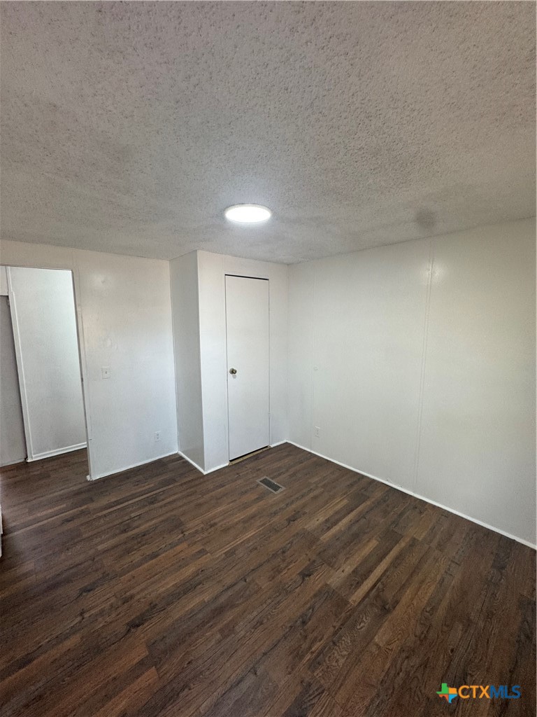611 Flintstone Drive Property Photo 12